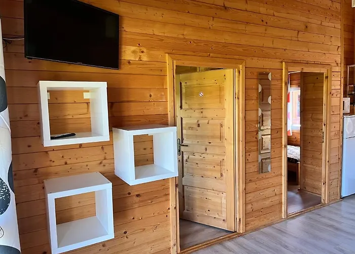 Lido - Letniskowe Z Klimatyzacja 山林小屋 库瑞尼卡慕斯卡